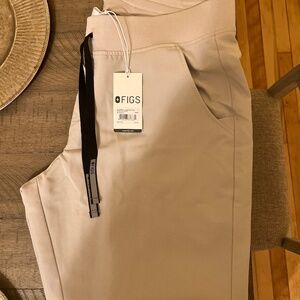 Women’s Scrubs - Figs Joggers